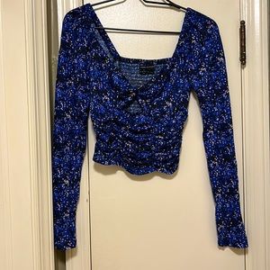 URBAN OUTFITTERS Juliana Crepe Blue Star Ruched Stretchy Crop Top NWOT Sz Medium